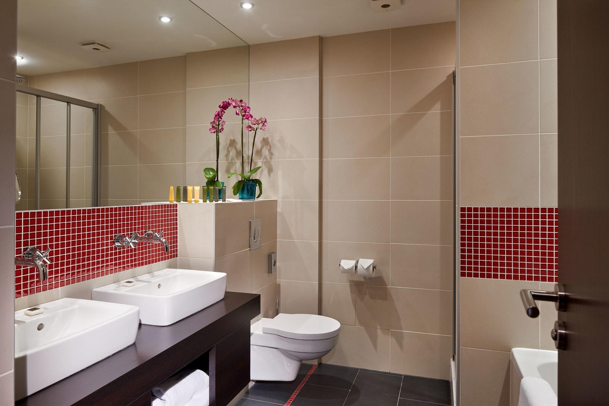 Red & Blue Design Hotel Prague Room photo