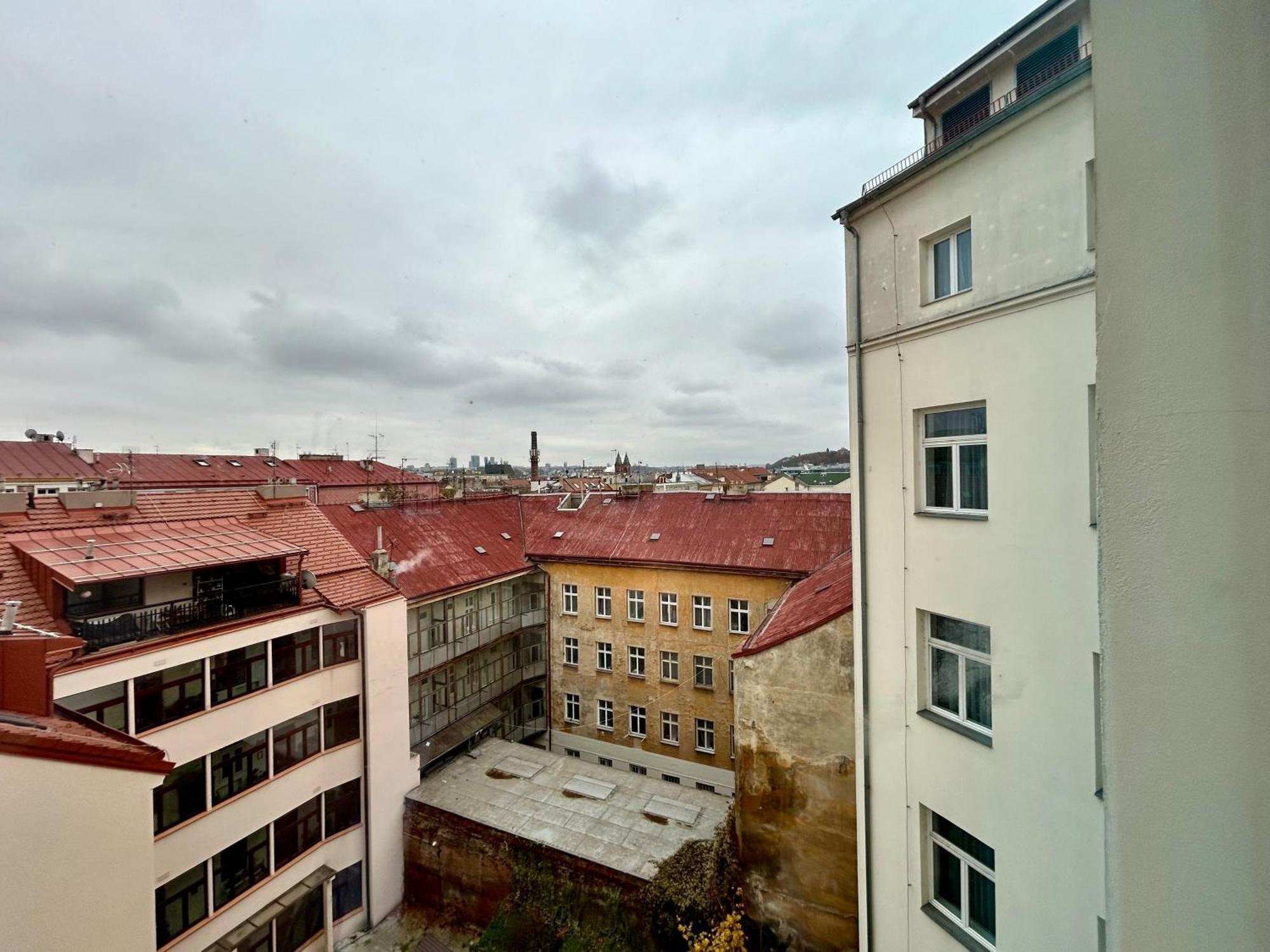 Red & Blue Design Hotel Prague Exterior photo