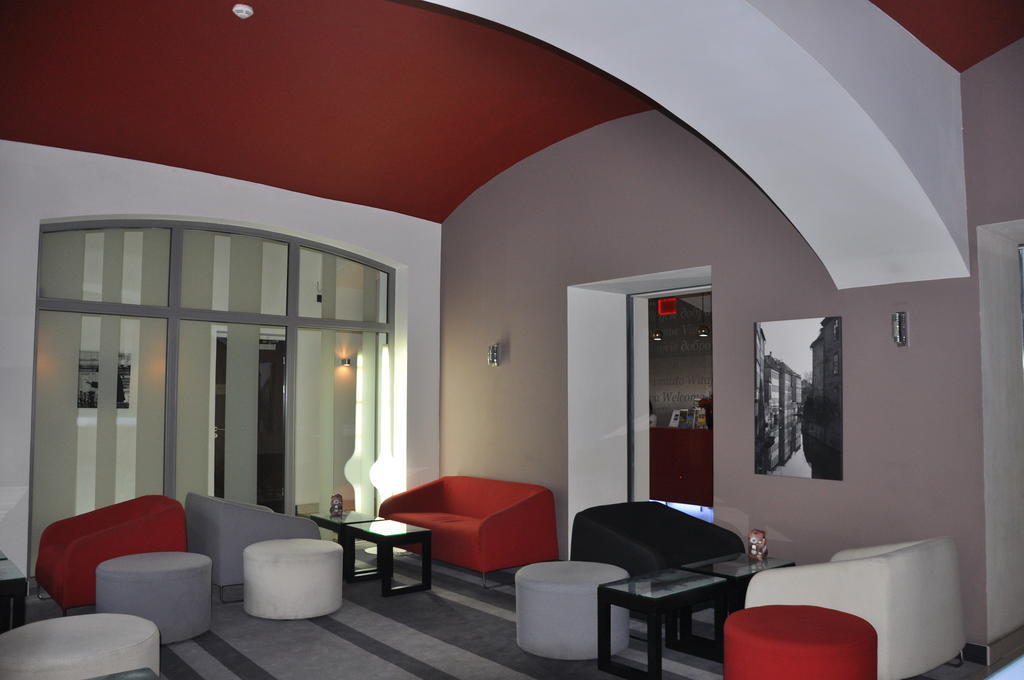 Red & Blue Design Hotel Prague Exterior photo