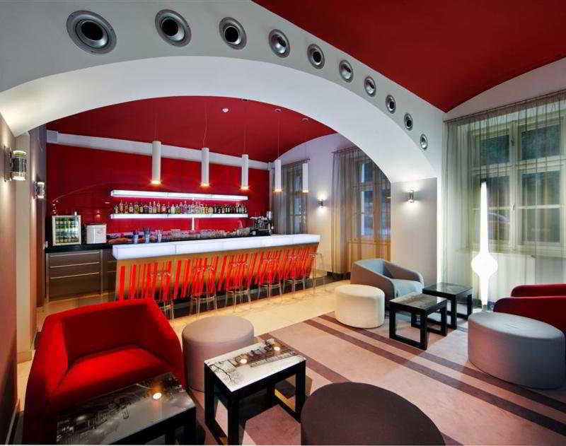 Red & Blue Design Hotel Prague Exterior photo