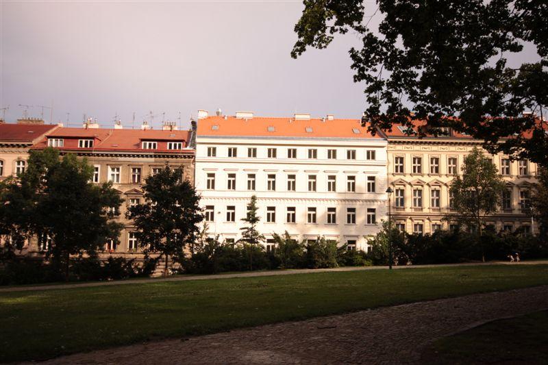Red & Blue Design Hotel Prague Exterior photo